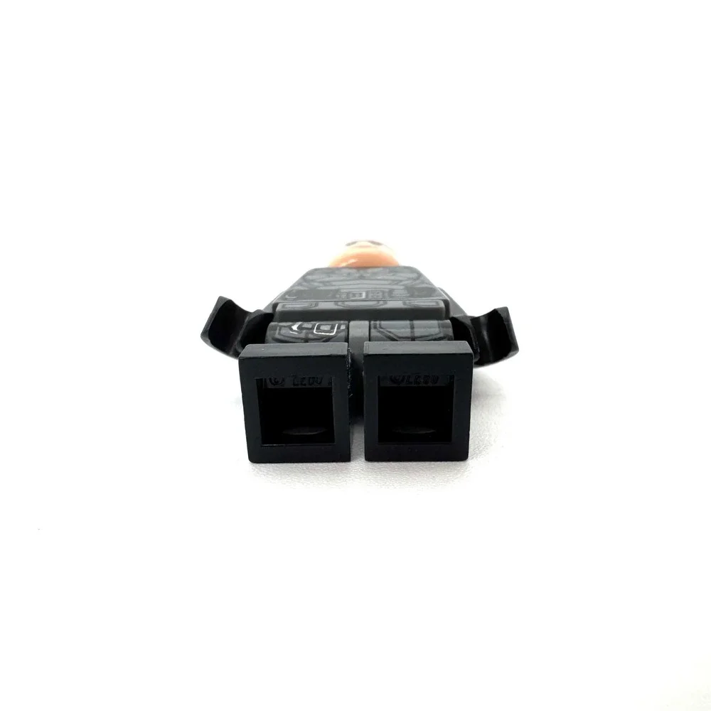 LEGO DC Batman Minifigure sh0786 Incomplete Torso Legs Head Batarang Lot